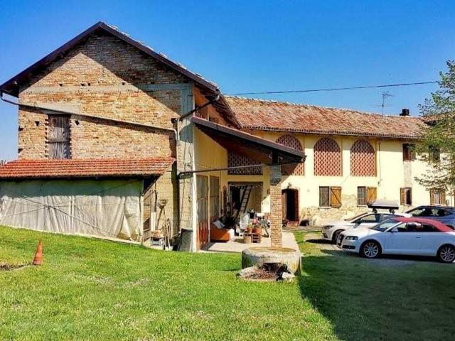 Rustico in vendita a Piemonte, Asti