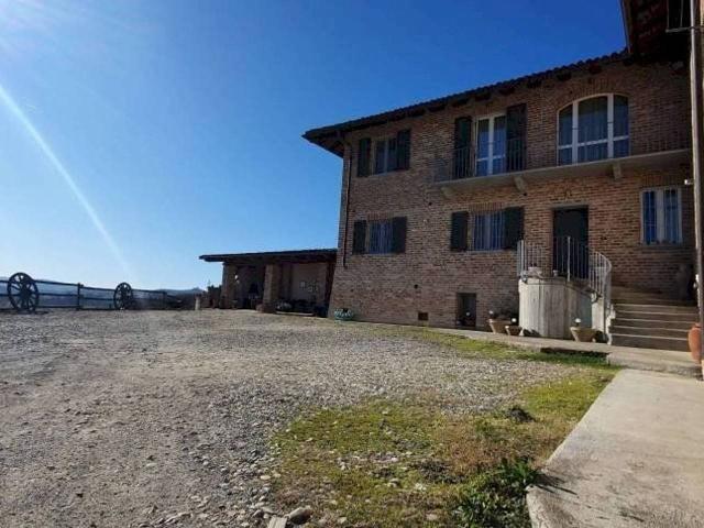 Rustico in vendita a Piemonte, Asti