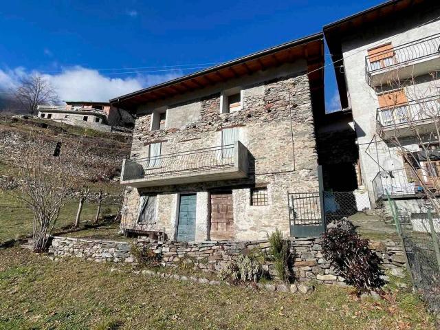 Rustico in vendita a Ardenno, Lombardia