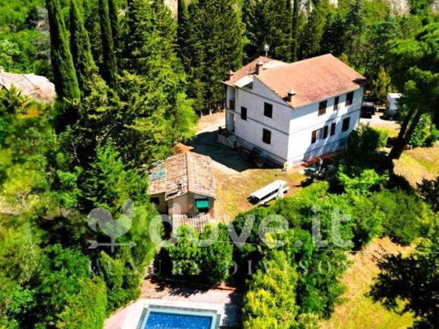 Rustico in vendita a Chiusure, Asciano