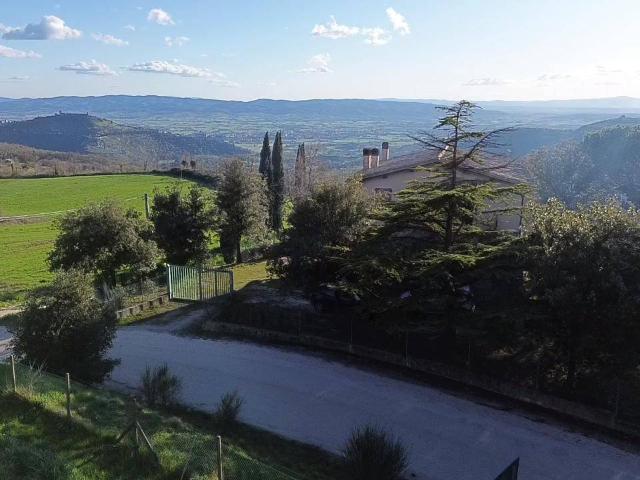Rustico in vendita a Assisi, Umbria