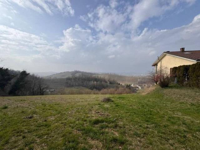 Rustico in vendita a Torrazzo, Piemonte