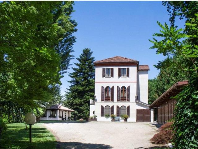 Rustico in vendita a Piemonte, Asti