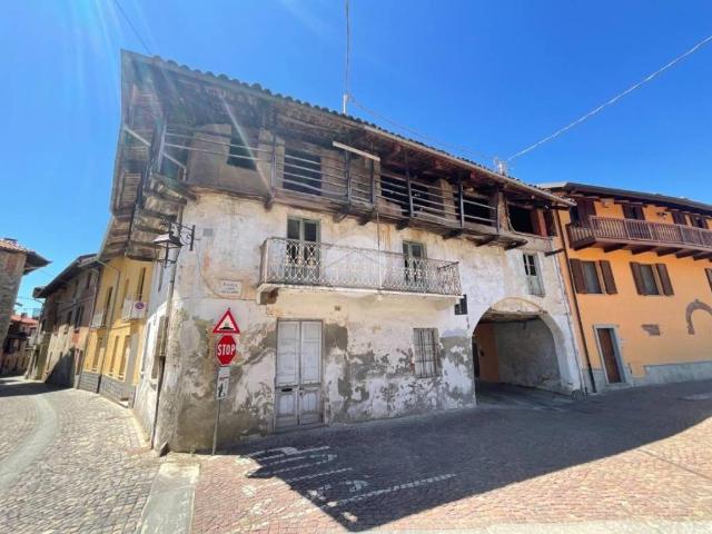 Rustico in vendita a Unione Montana di Comuni delle Valli di Lanzo, Ceronda e Casternone, Piemonte