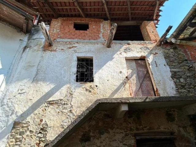 Rustico in vendita a Fandaglia, Piemonte