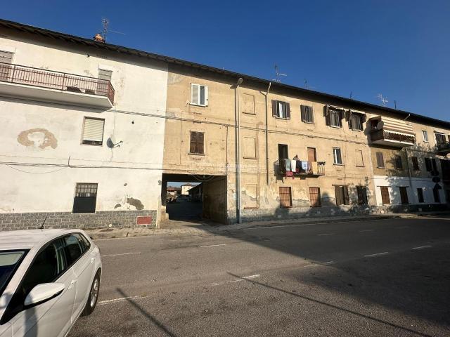 Rustico in vendita a Bareggio, Lombardia