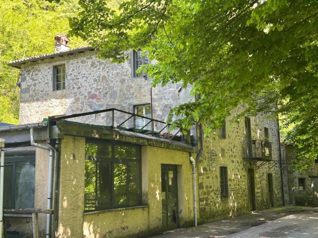 Rustico in vendita a Unione dei comuni Media Valle del Serchio, Barga