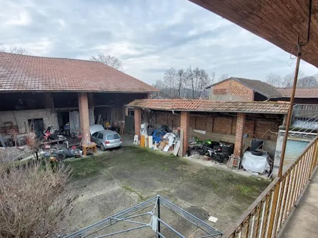 Rustico in vendita a Barone Canavese, Torino
