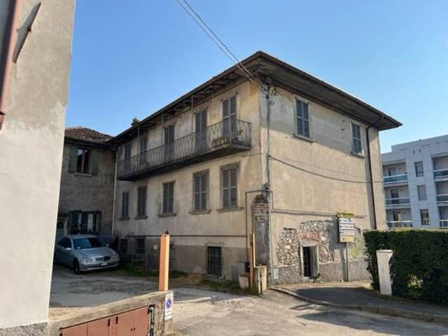 Rustico in vendita a Bergamo, Lombardia