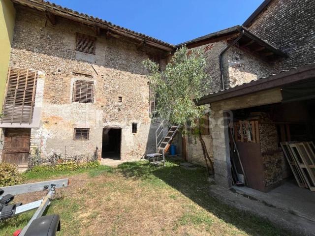 Rustico in vendita a Bertiolo / Bertiûl, Udine / Udin / Videm
