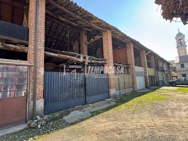 Rustico in vendita a Biassono, Lombardia