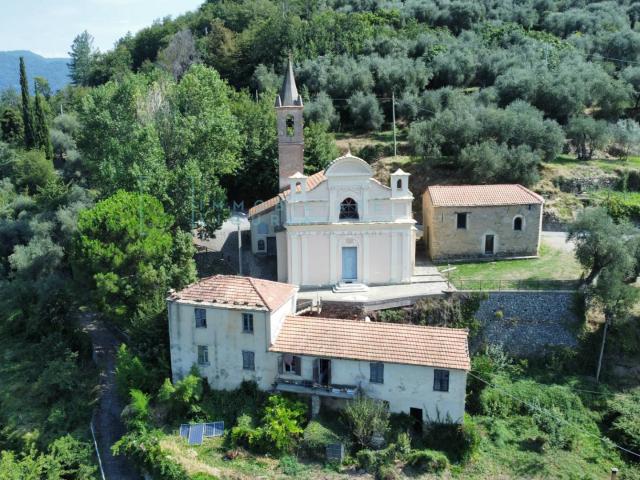 Rustico in vendita a Aquila Di Arroscia, Liguria