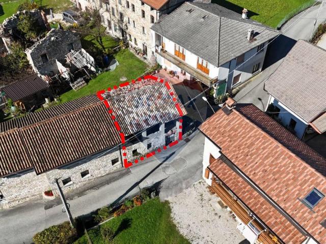 Rustico in vendita a Borgo Valbelluna, Villa Di Villa