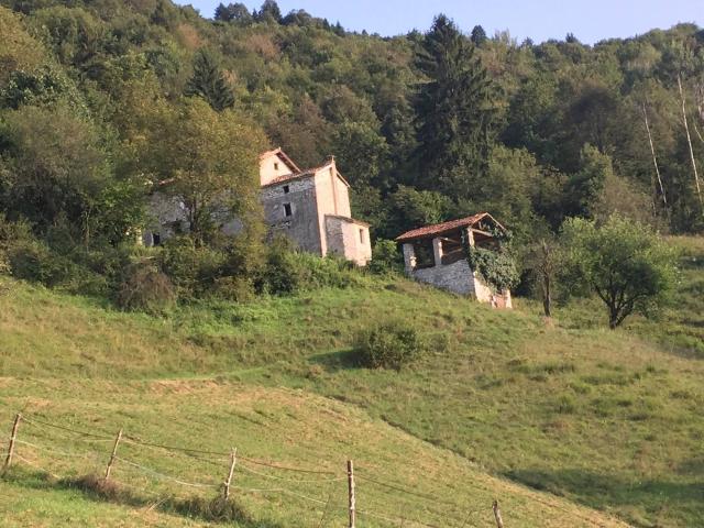 Rustico in vendita a Borgo Valbelluna, Canai