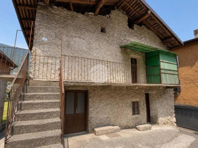Rustico in vendita a Comunità montana della valle Camonica, Breno