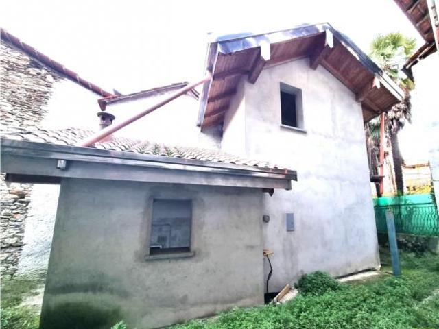 Terreno in vendita a Brovello-Carpugnino, Piemonte