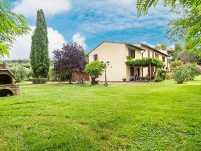 Terreno in vendita a Calcinaia, Toscana