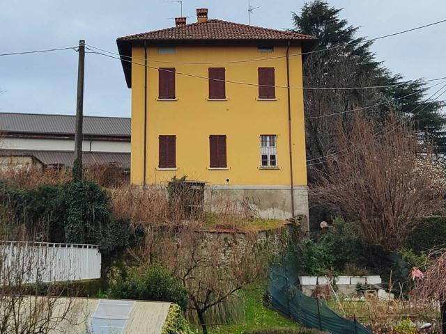 Rustico in vendita a Scagnello, Calco