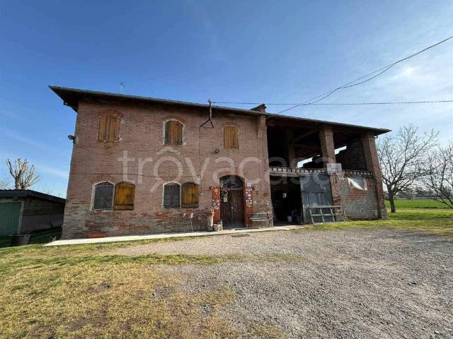 Rustico in vendita a Unione Terre d'Acqua, Calderara Di Reno