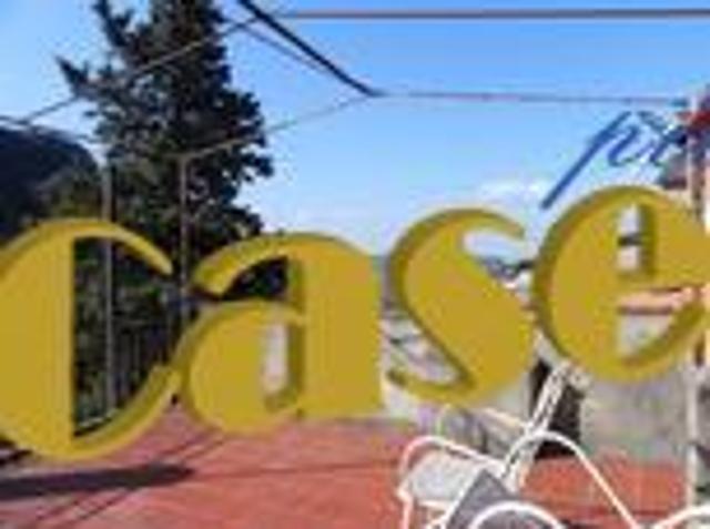 Rustico in vendita a Camaiore, Toscana