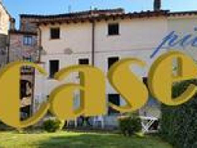 Rustico in vendita a Camaiore, Toscana