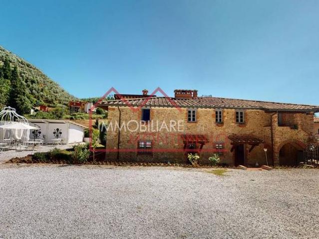 Rustico in vendita a Vado, Camaiore