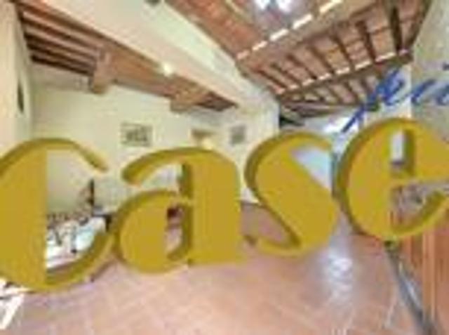 Rustico in vendita a Camaiore, Toscana