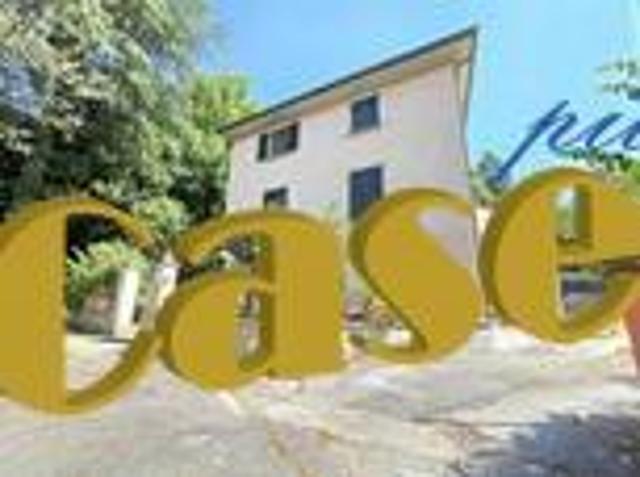 Rustico in vendita a Camaiore, Toscana
