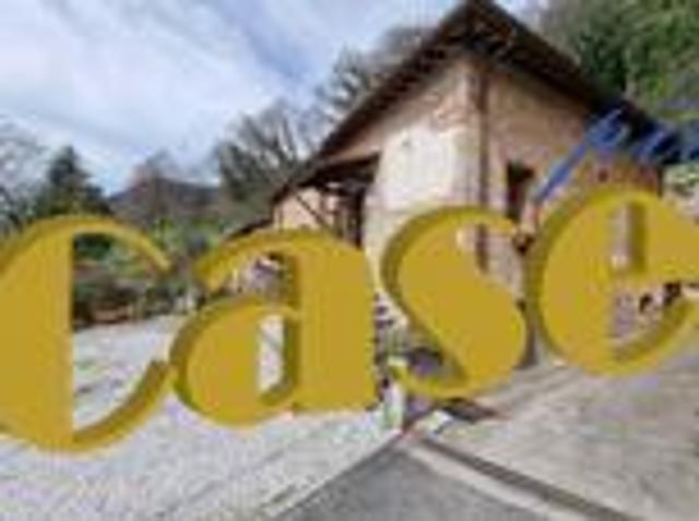 Rustico in vendita a Camaiore, Toscana