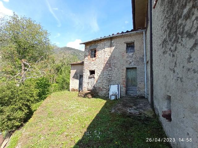 Rustico in vendita a Pieve, Camaiore