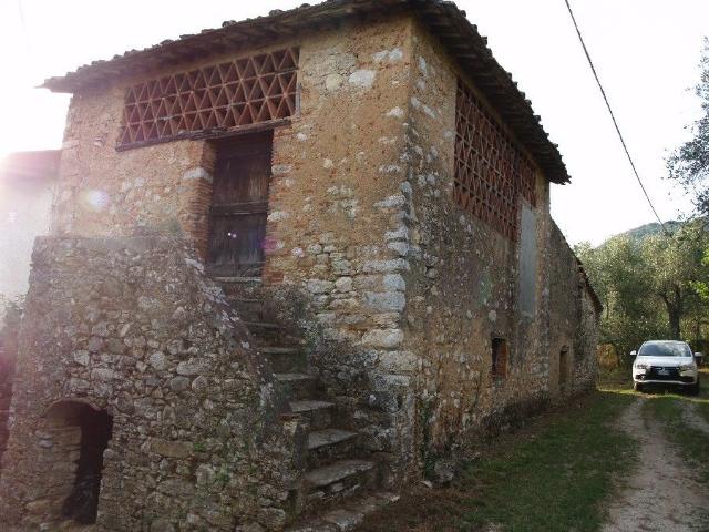 Rustico in vendita a Pieve, Camaiore