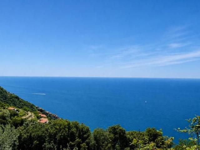 Terreno in vendita a La Spezia, Liguria