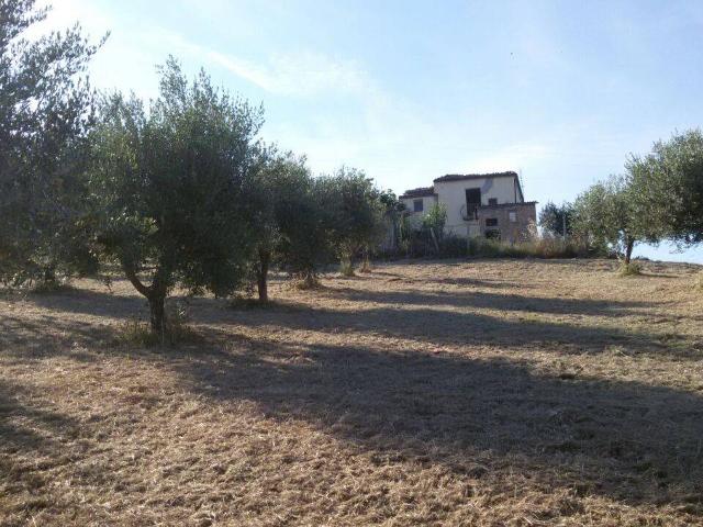 Rustico in vendita a Campli, Abruzzo
