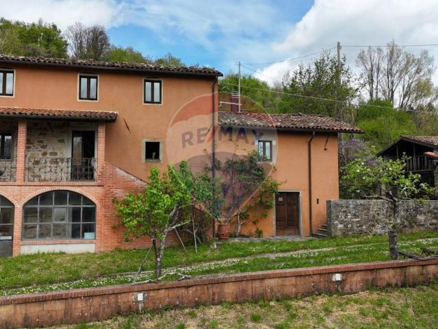 Rustico in vendita a Unione Comuni Garfagnana, Camporgiano