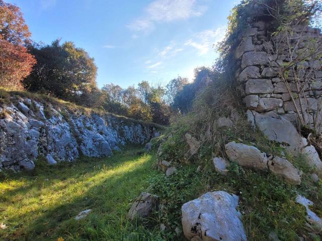 Rustico in vendita a Caneva, Friuli-Venezia Giulia