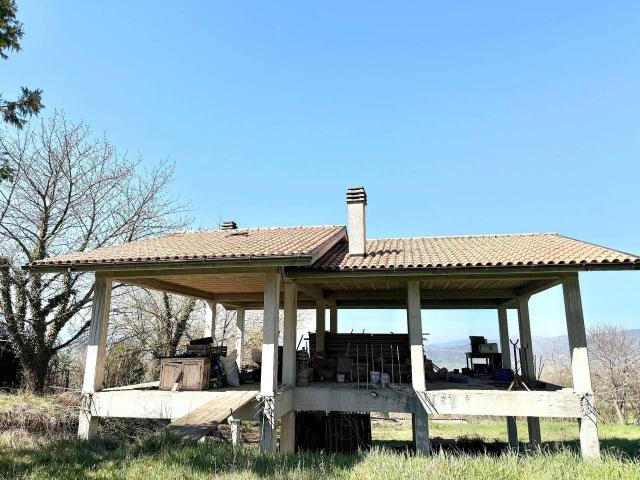 Rustico in vendita a Rieti, Lazio