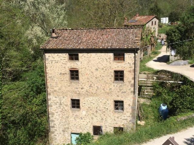 Rustico in vendita a Santa Margherita, Capannori