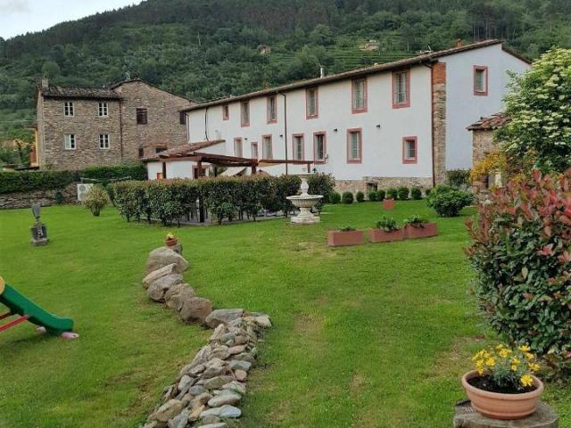 Rustico in vendita a Capannori, Toscana