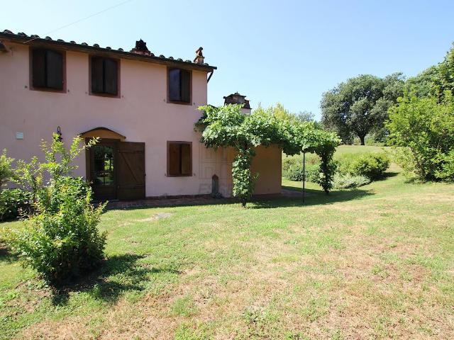 Rustico in vendita a Camigliano Santa Gemma, Capannori