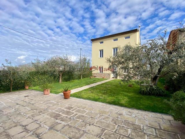 Rustico in vendita a Capannori, Toscana