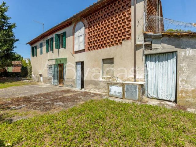 Rustico in vendita a Capannori, Toscana