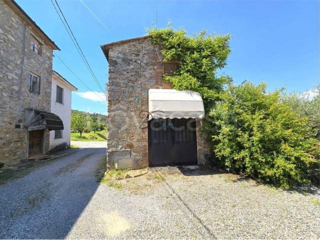 Rustico in vendita a San Ginese di Compito, Capannori