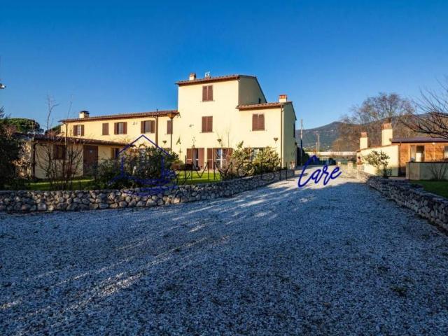 Rustico in vendita a San Giovannialla Vena, Toscana