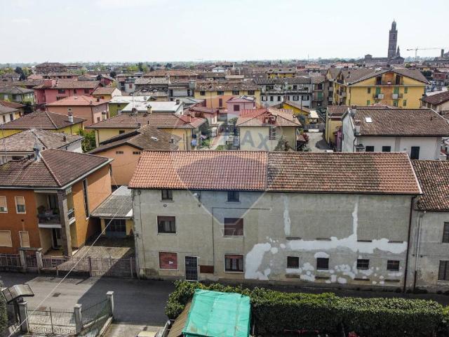 Rustico in vendita a Caravaggio, Lombardia