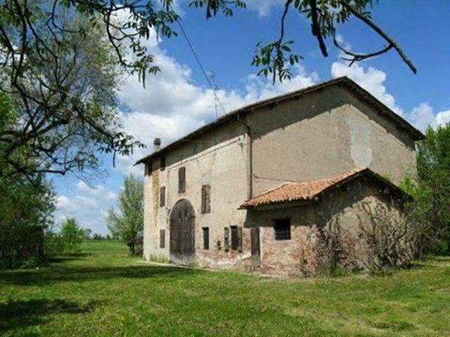 Rustico in vendita a Unione delle Terre d'Argine, Carpi