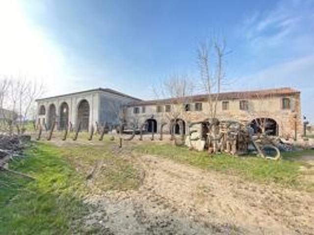 Rustico in vendita a Sustinenza, Casaleone