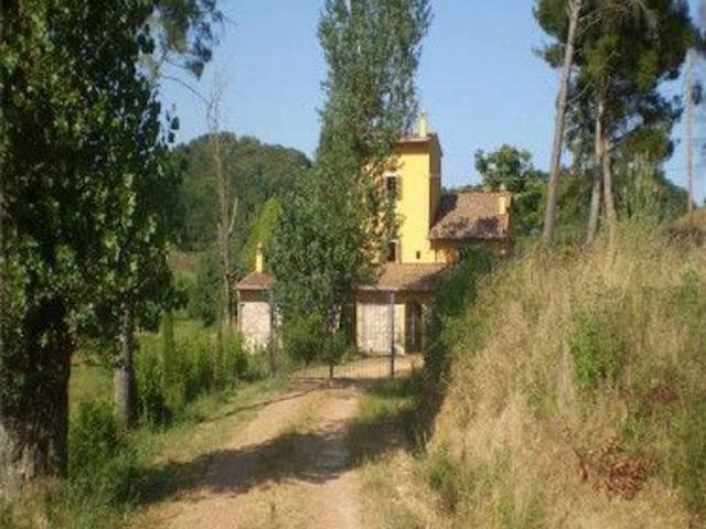 Rustico in vendita a Casciana Terme Lari, Lari