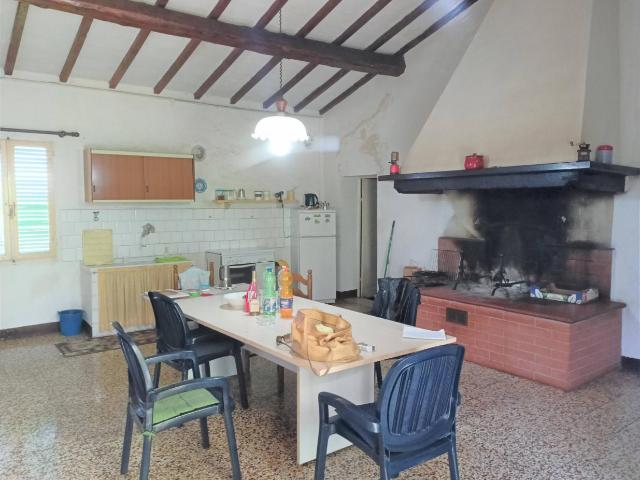 Rustico in vendita a Quattro Strade, Pisa