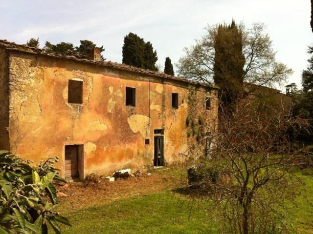 Locale Commerciale in vendita a Casciana Terme Lari, Toscana