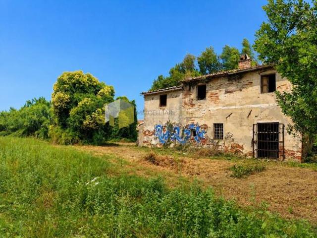 Terreno in vendita a San Benedetto, Cascina